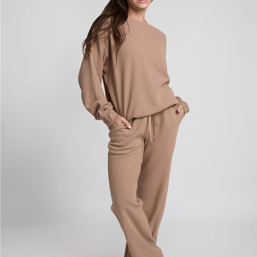 Comfrt Waffle Lounge Pant Truffle size M. Too big for me . New with tag